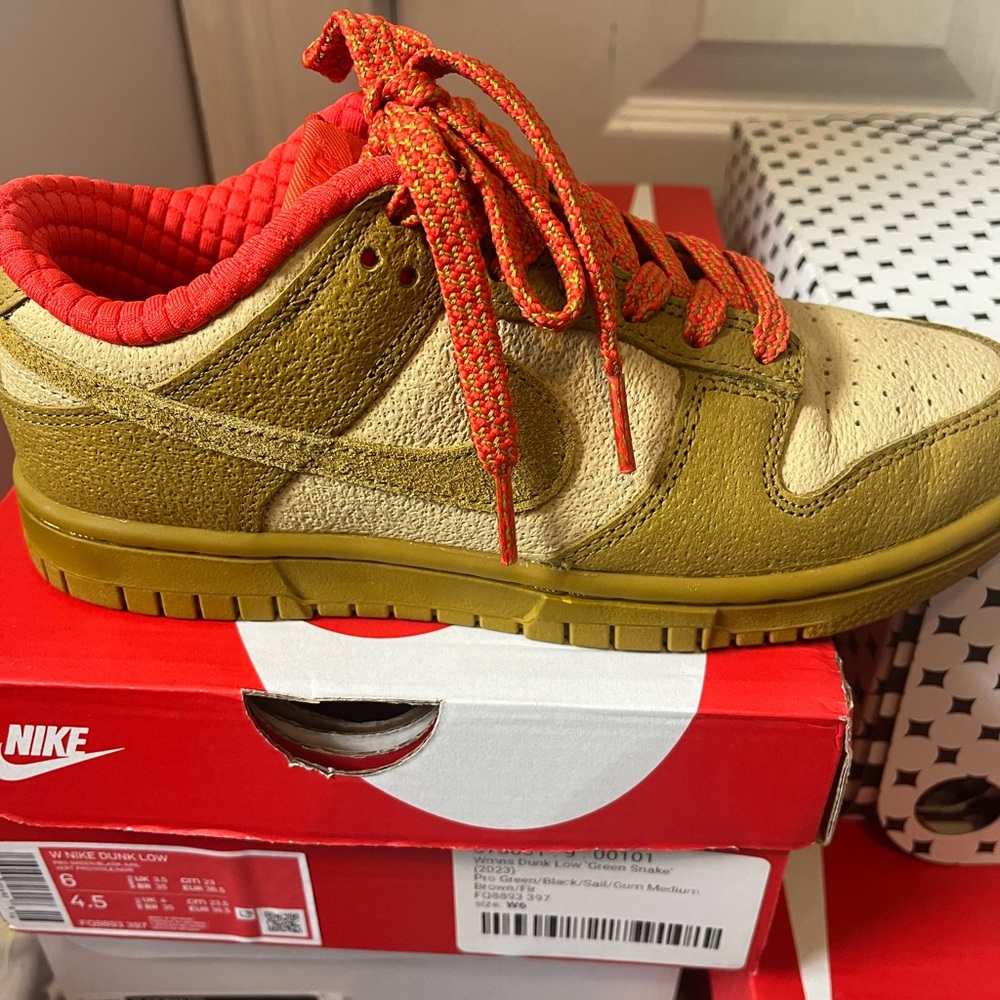 Nike